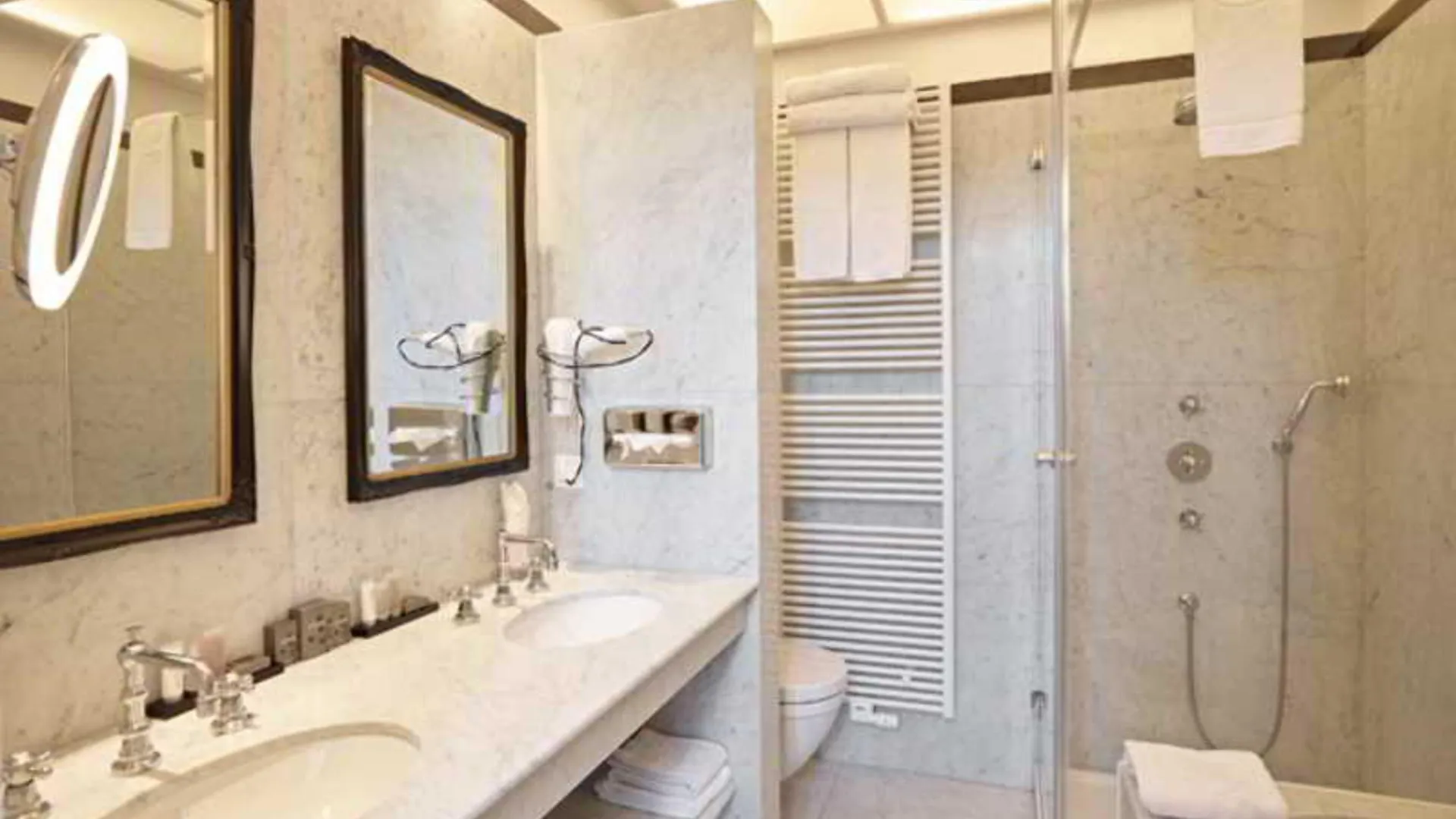 De Tuilerieen - Small Luxury Hotels Of The World Bruges 5*,  Bélgica
