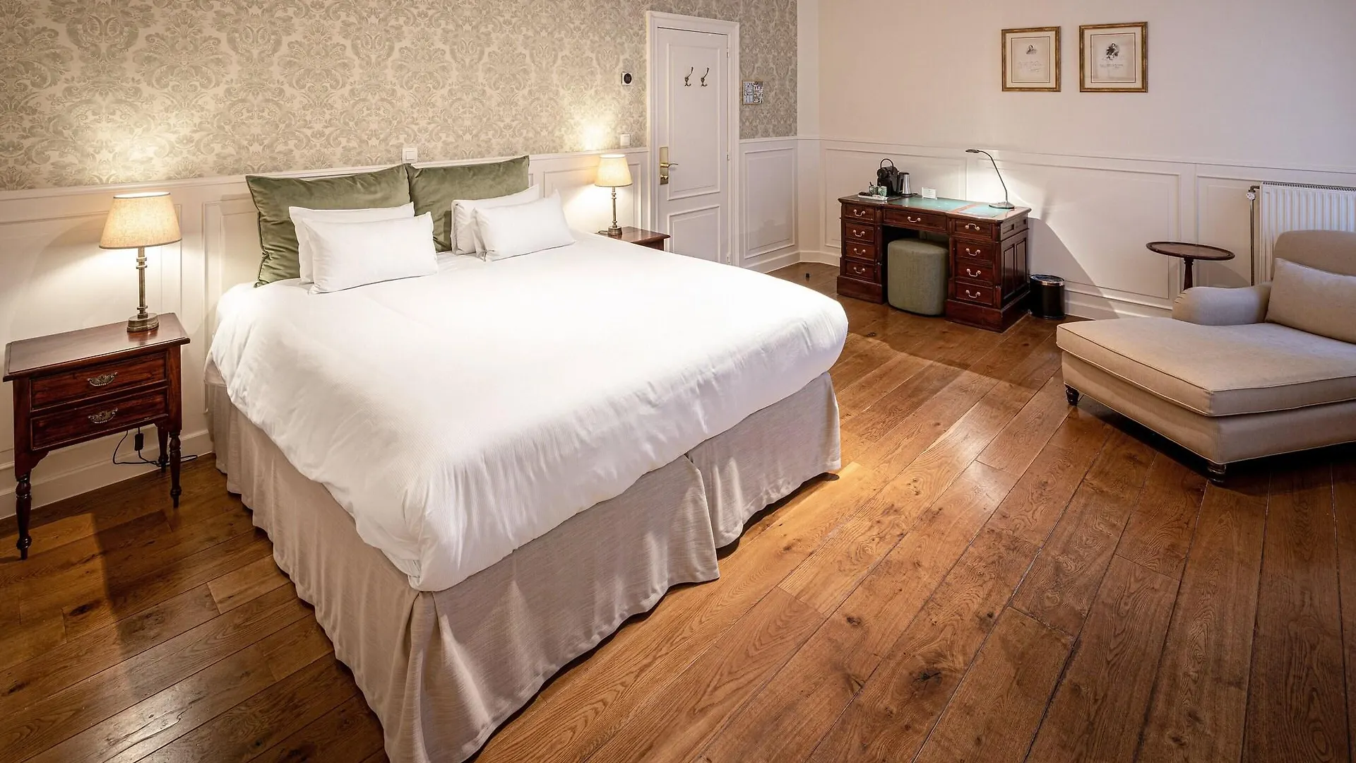 *****  De Tuilerieen - Small Luxury Hotels Of The World Bruges Belgium