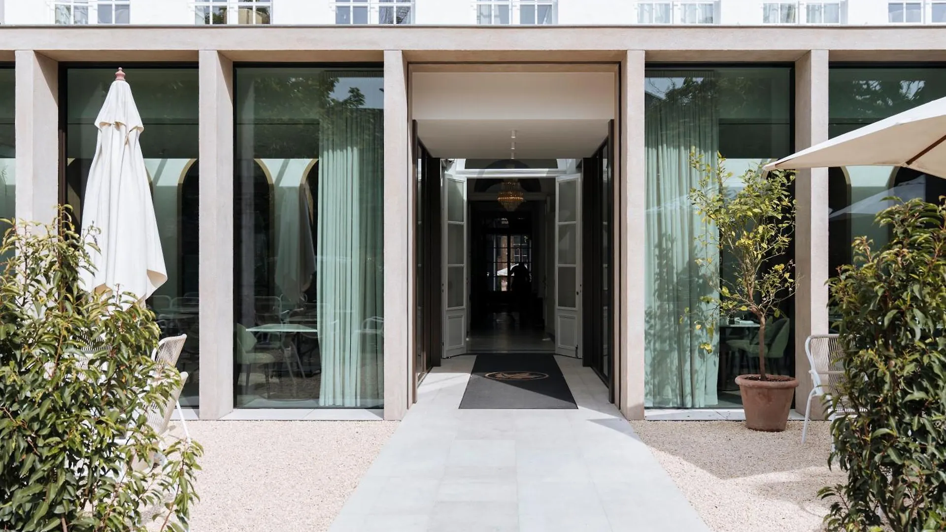 *****  De Tuilerieen - Small Luxury Hotels Of The World Bruges Bélgica